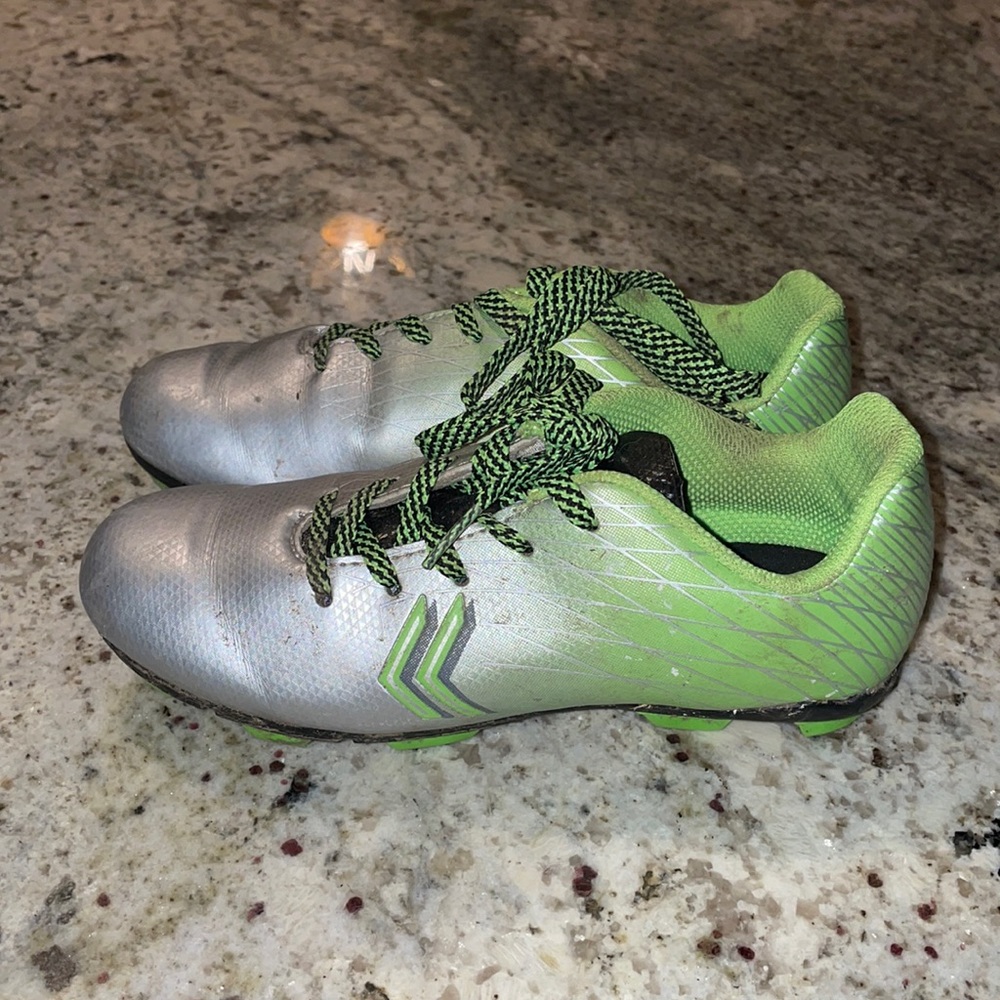 DSG Kids Soccer cleats